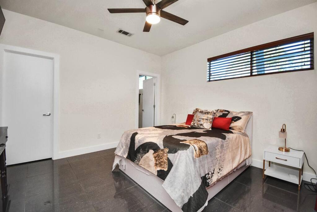 3Br/3.5Ba Three Story East Downtown Townhouse With View Villa ฮูสตัน ภายนอก รูปภาพ